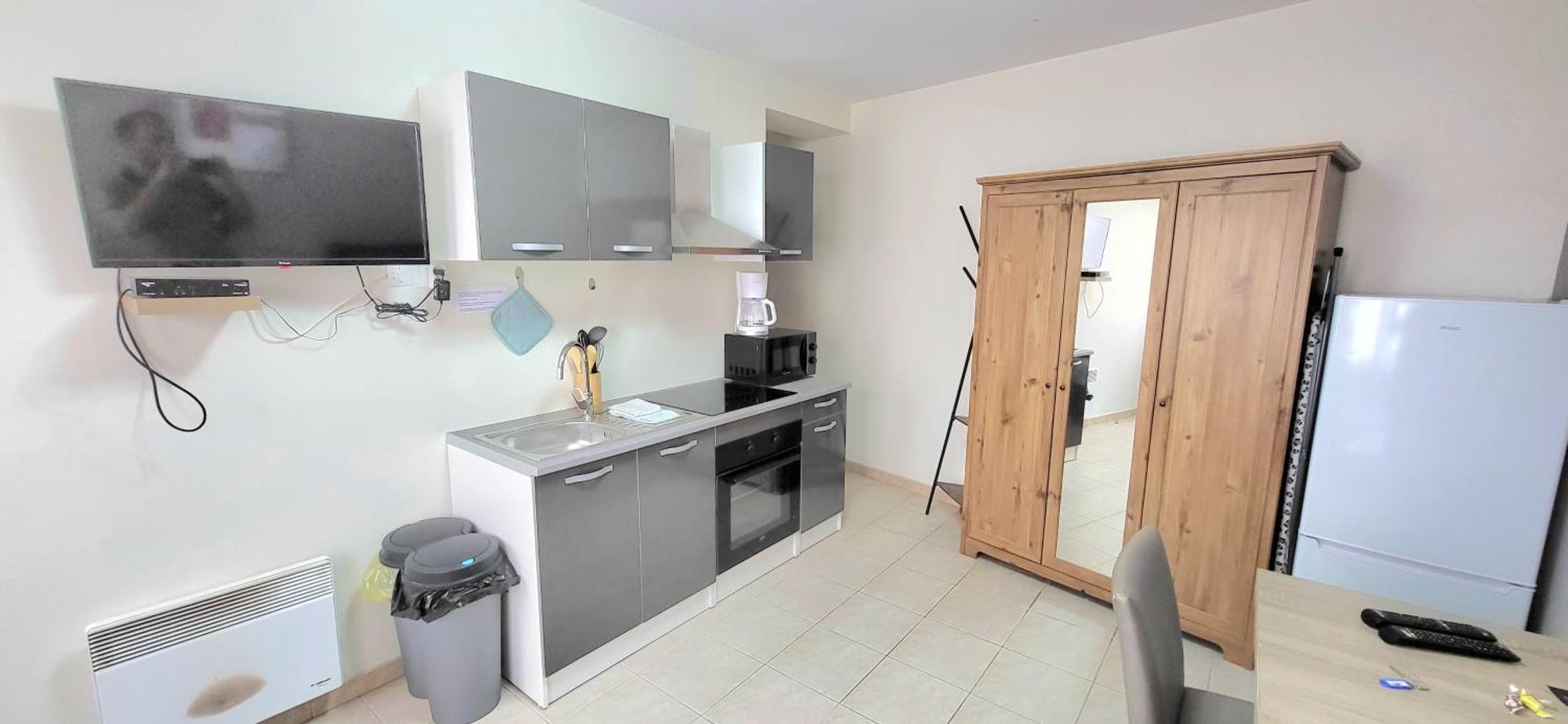 Residences Les Sansonnets "Appartements & Studios" Jonzac Exterior foto